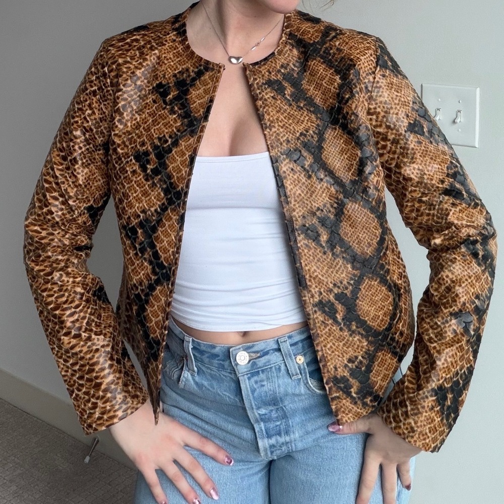 Vintage Y2K Selene Sport Animal Print Textured Jacket Size Small‎